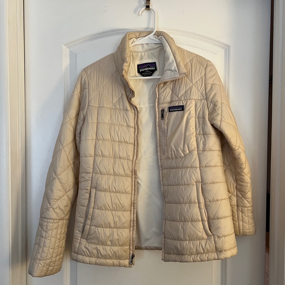 Patagonia women’s Radalie jacket size medium